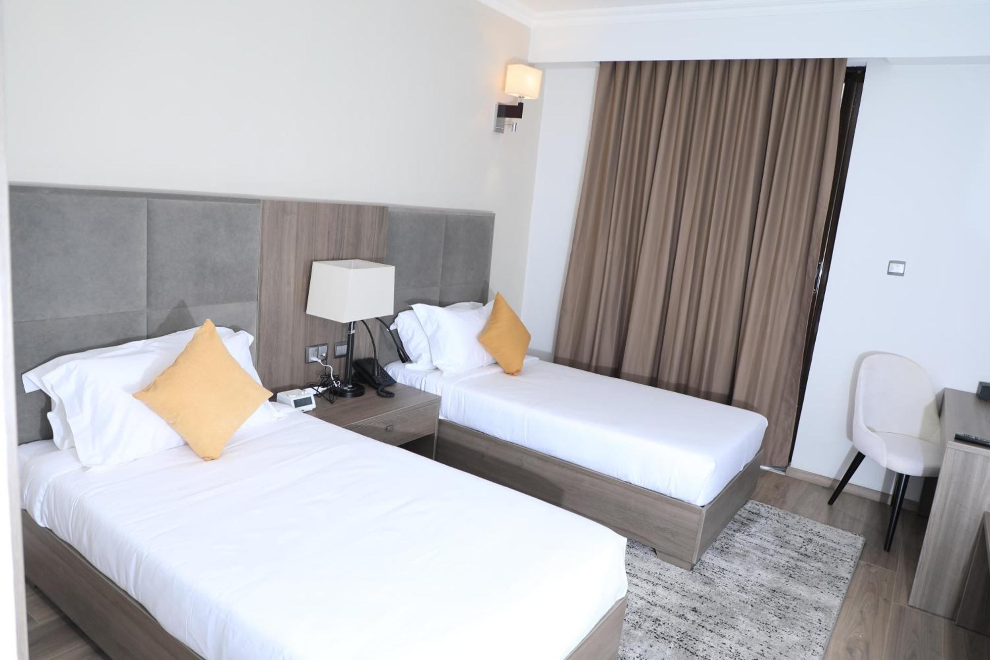 Th Bonroyal Hotel Addis Ababa Exterior foto